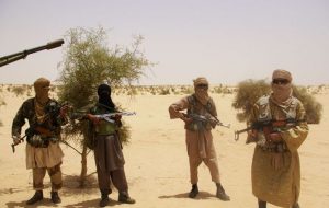 Mali : deux civils tués dans une attaque simultanée à Diré dans le nord du pays